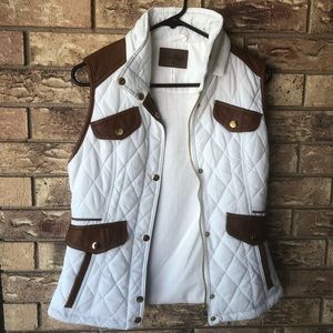 Snobfish white vest leather trim size S